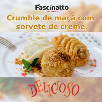 Crumble de maçã com sorvete de creme